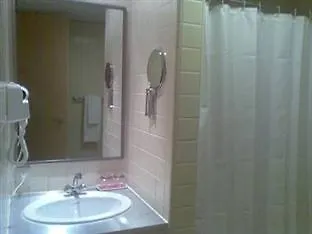 Crom Express Airport Hotel - Jeddah
